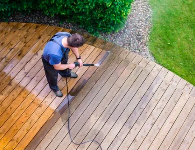 This is a picture of pressure washing in Folsom.